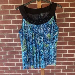 EUC - New Directions Decorative Tank - Size: 1X